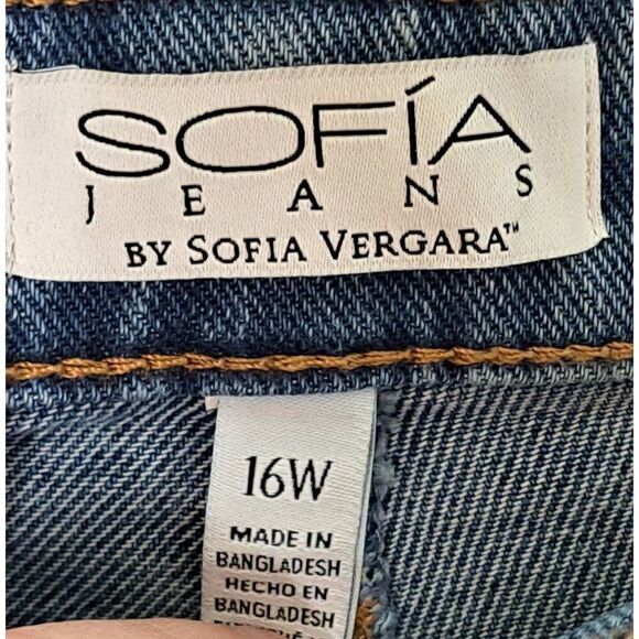 Sofia by Sofia Vergara Lila Short size 16W - Picture 5 of 8